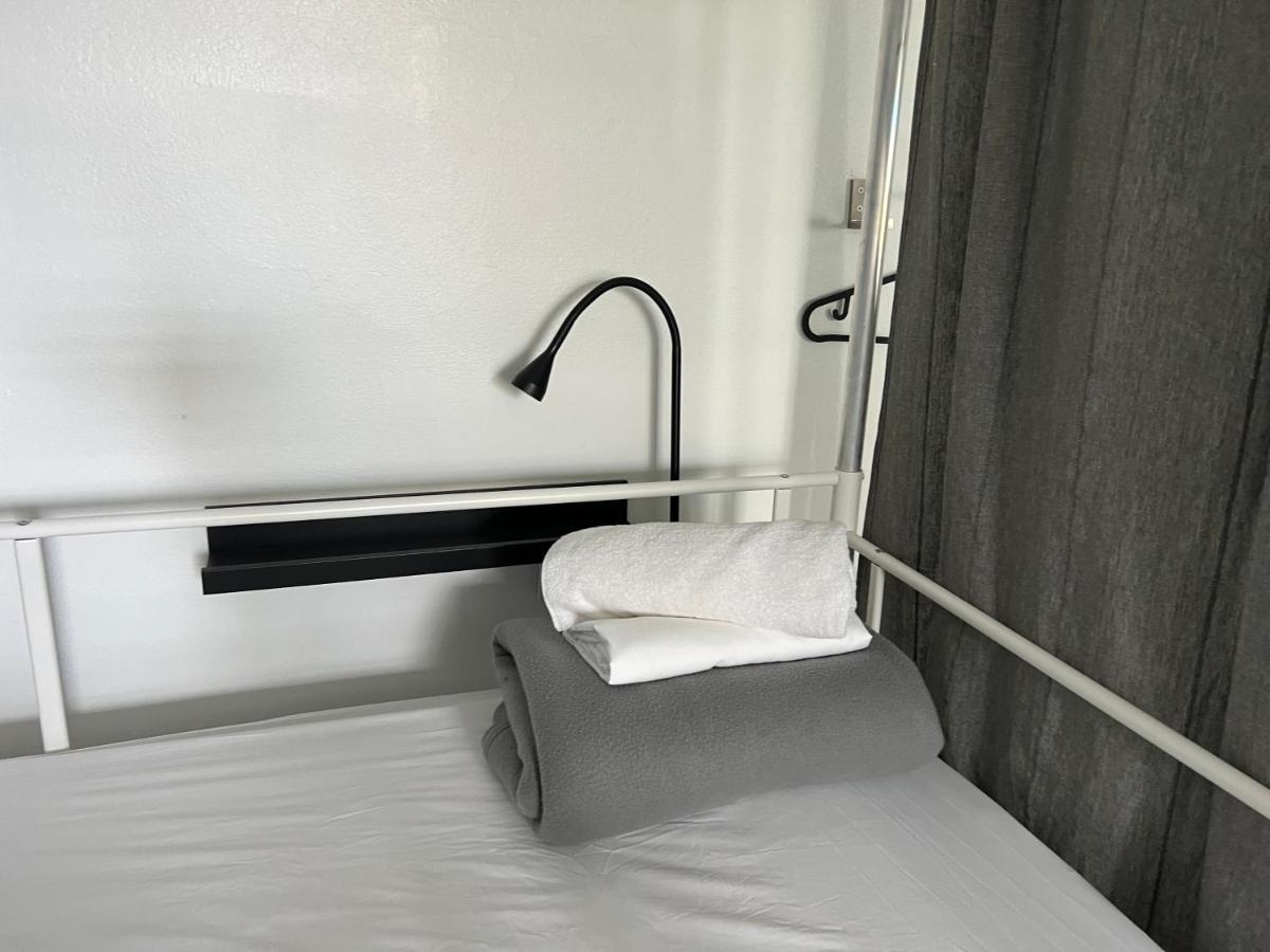 Nomada Beach Hostel- Isla Verde 圣胡安 外观 照片