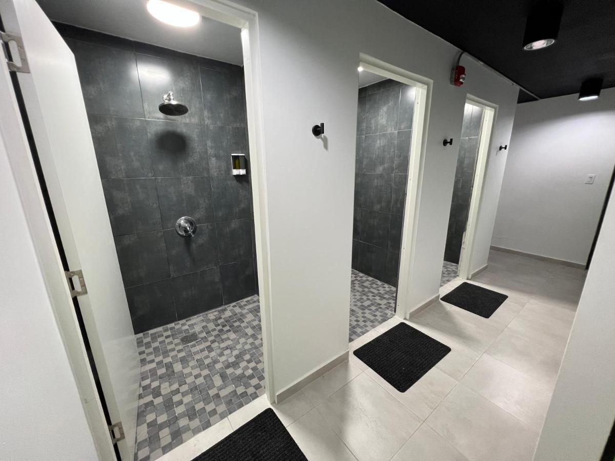 Nomada Beach Hostel- Isla Verde 圣胡安 外观 照片