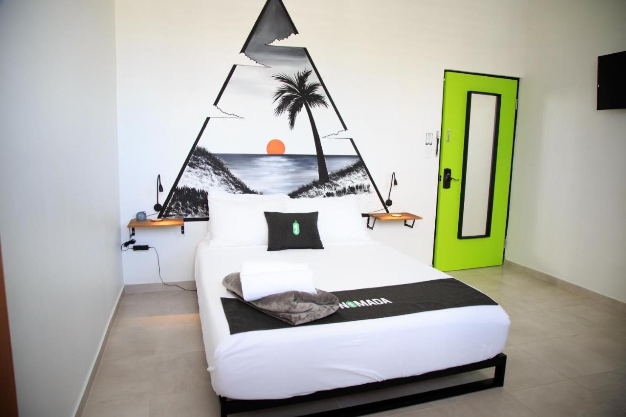 Nomada Beach Hostel- Isla Verde 圣胡安 外观 照片