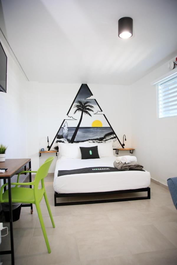 Nomada Beach Hostel- Isla Verde 圣胡安 外观 照片