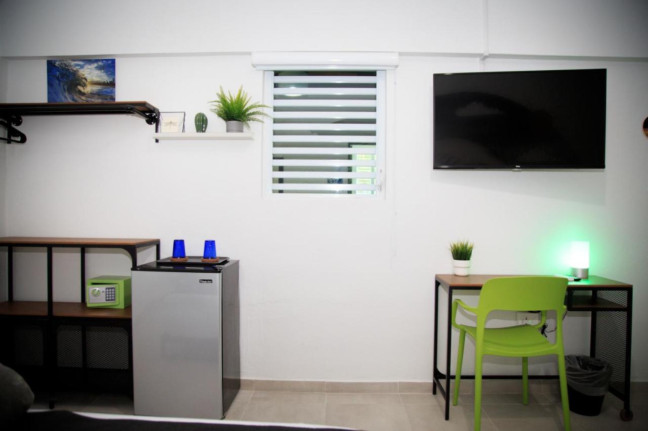 Nomada Beach Hostel- Isla Verde 圣胡安 外观 照片